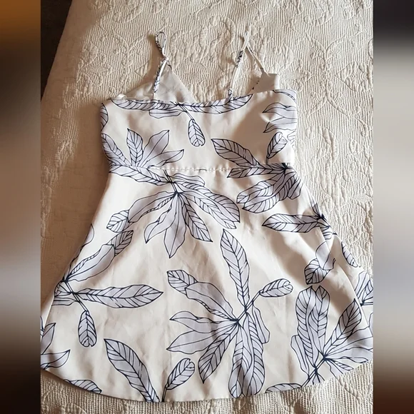 🩵Host Pick🩵 Neon Blonde peplum high low top S - Picture 7 of 11